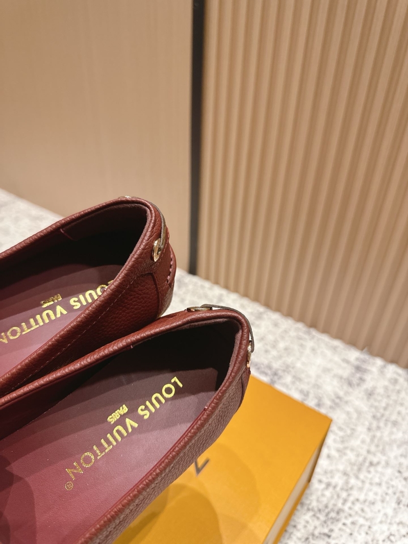 l0vis Vvtt0n loafers